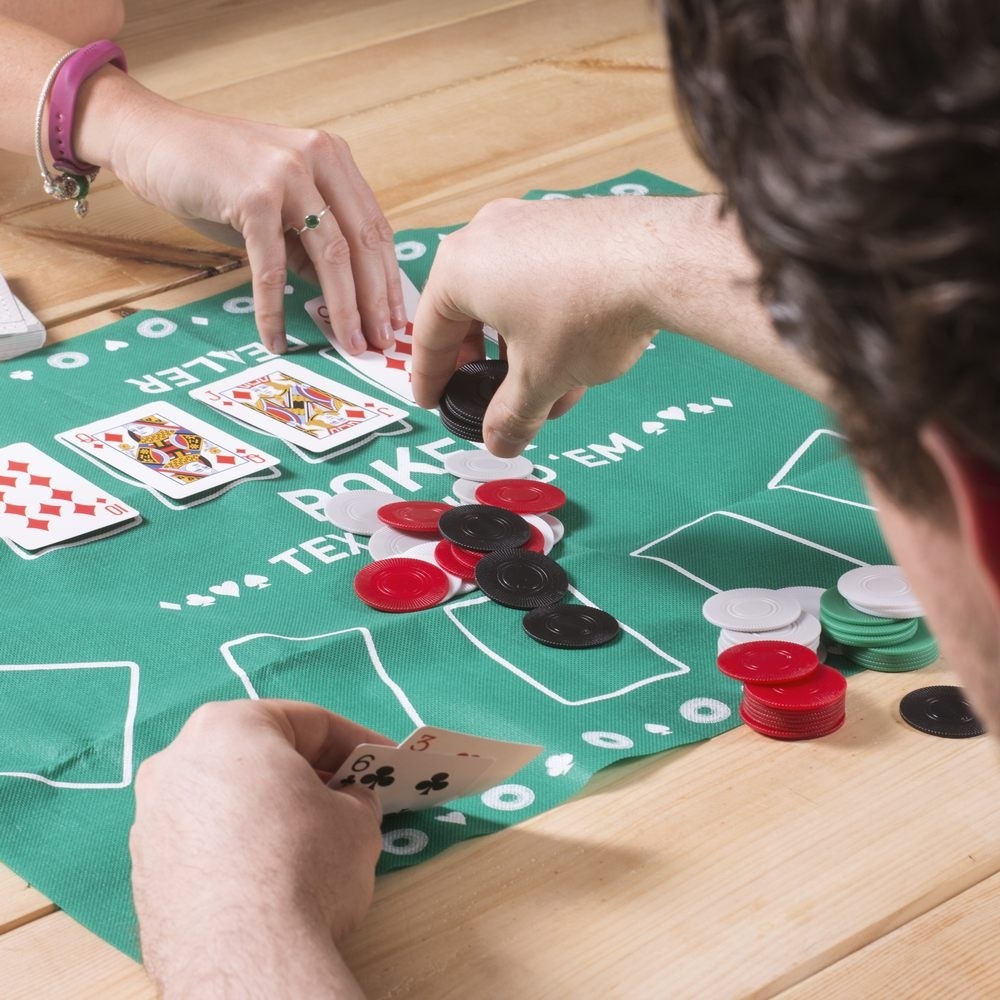 Trải Nghiệm Đỉnh Cao Với Mini Poker Nhà Cái Rik88 - Khám Phá Thế Giới Cá Cược Thú Vị